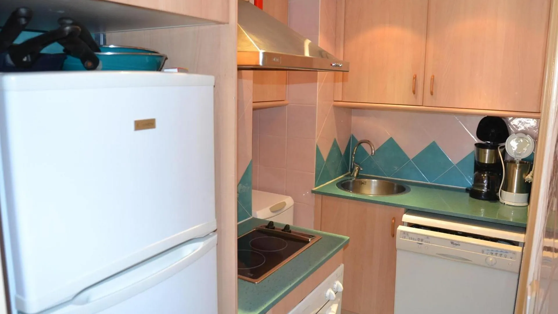 Appartamento Apartamento Acogedor Con Vista Al Mar, Piscina Y Acceso Directo A La Playa En L'Estartit - Es-323-36